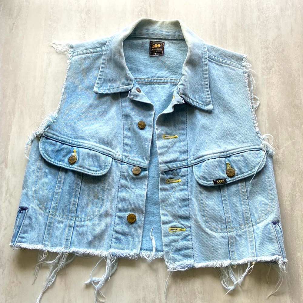 LEE Distressed Vest